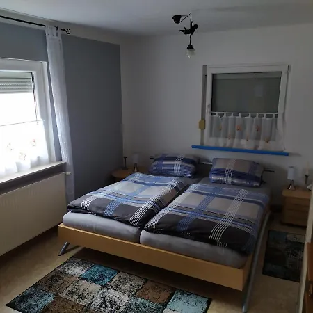 Kronach Neustadt Coburg - Erholung, Wandern Uvm. Sehr Ruhig Gelegen Appartement